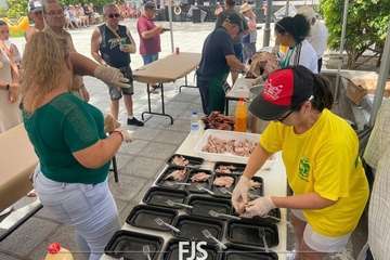 Lomo Magullo celebra el Día del Vecino en plena ola de calor/Francisco Javier Santana.